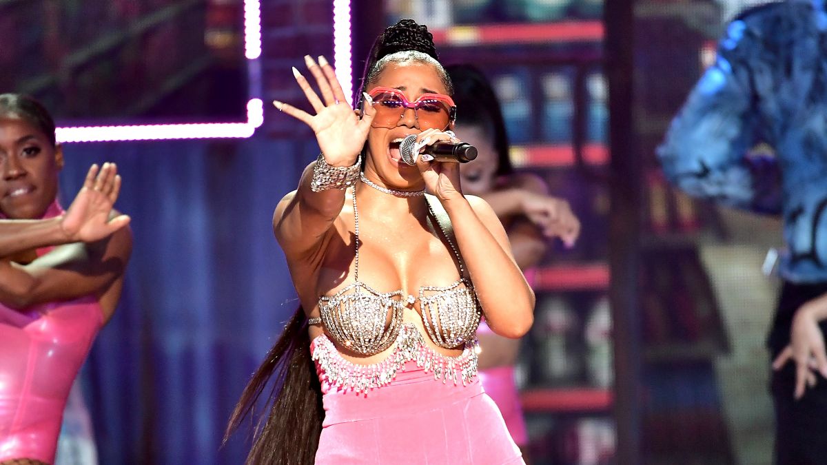 Cardi B Lit Up The Bet Hip Hop Awards Stage With Bodak Yellow Vice 