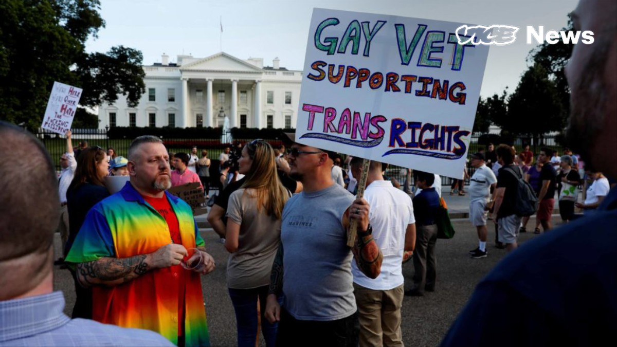 Judge Blocks Trumps Trans Military Ban Brings Back Obama Policy Vice 