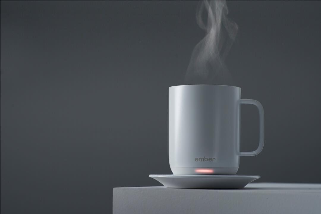 Analytisch Pigment verdrievoudigen Deze 'slimme' mok zorgt ervoor dat je koffie 8 uur warm blijft