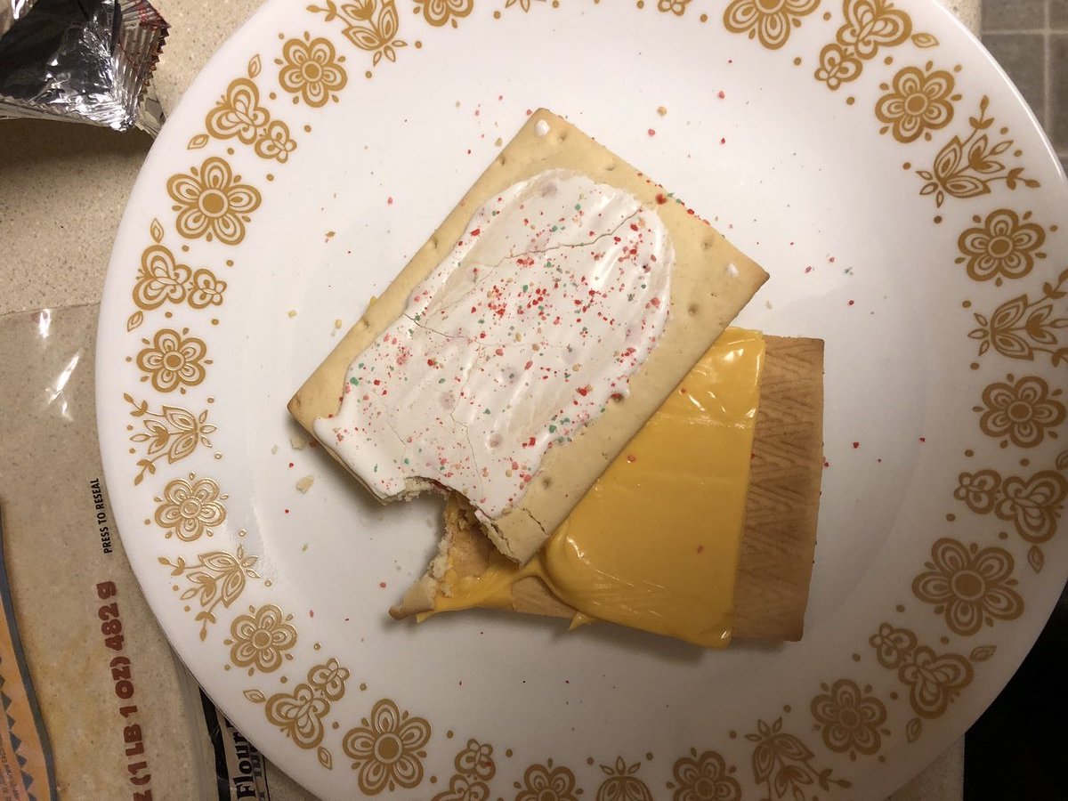 Police Threaten To Arrest Creator Of Pop Tart Cheese Sandwich - you look like a dirty pop tart roblox id