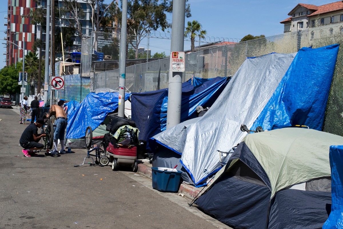 San Diego's Housing Crisis Is Contributing to the Spread of Hep A - VICE