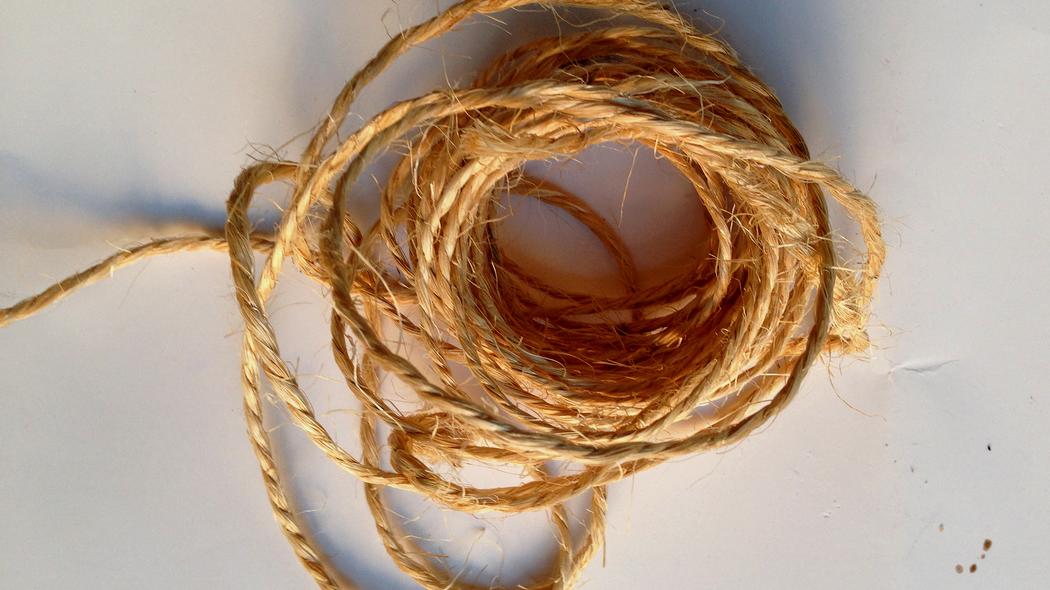 Someone Used Wet String to Get a Broadband Connection