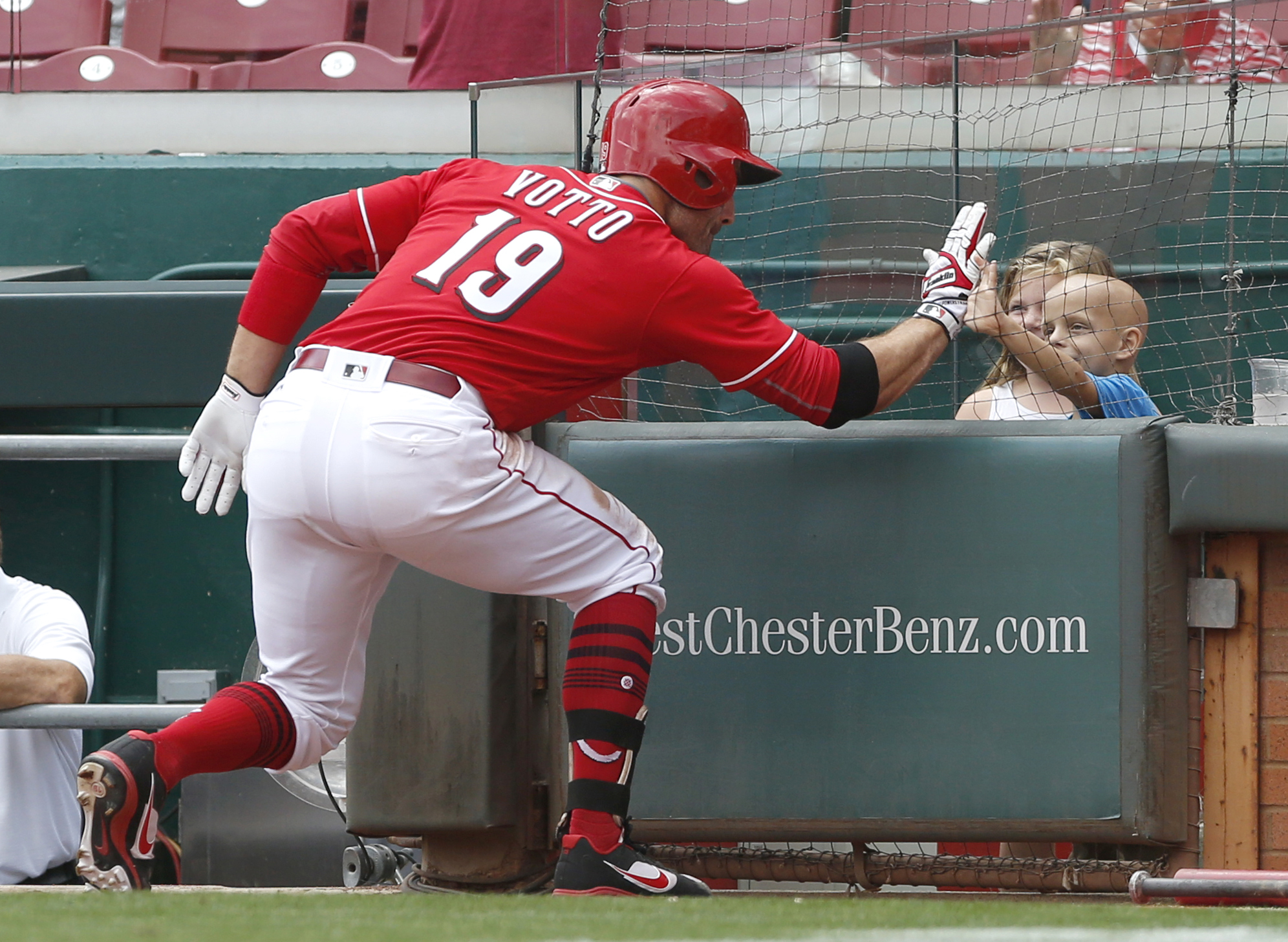 Help Superbubz's dad find Joey Votto home run ball