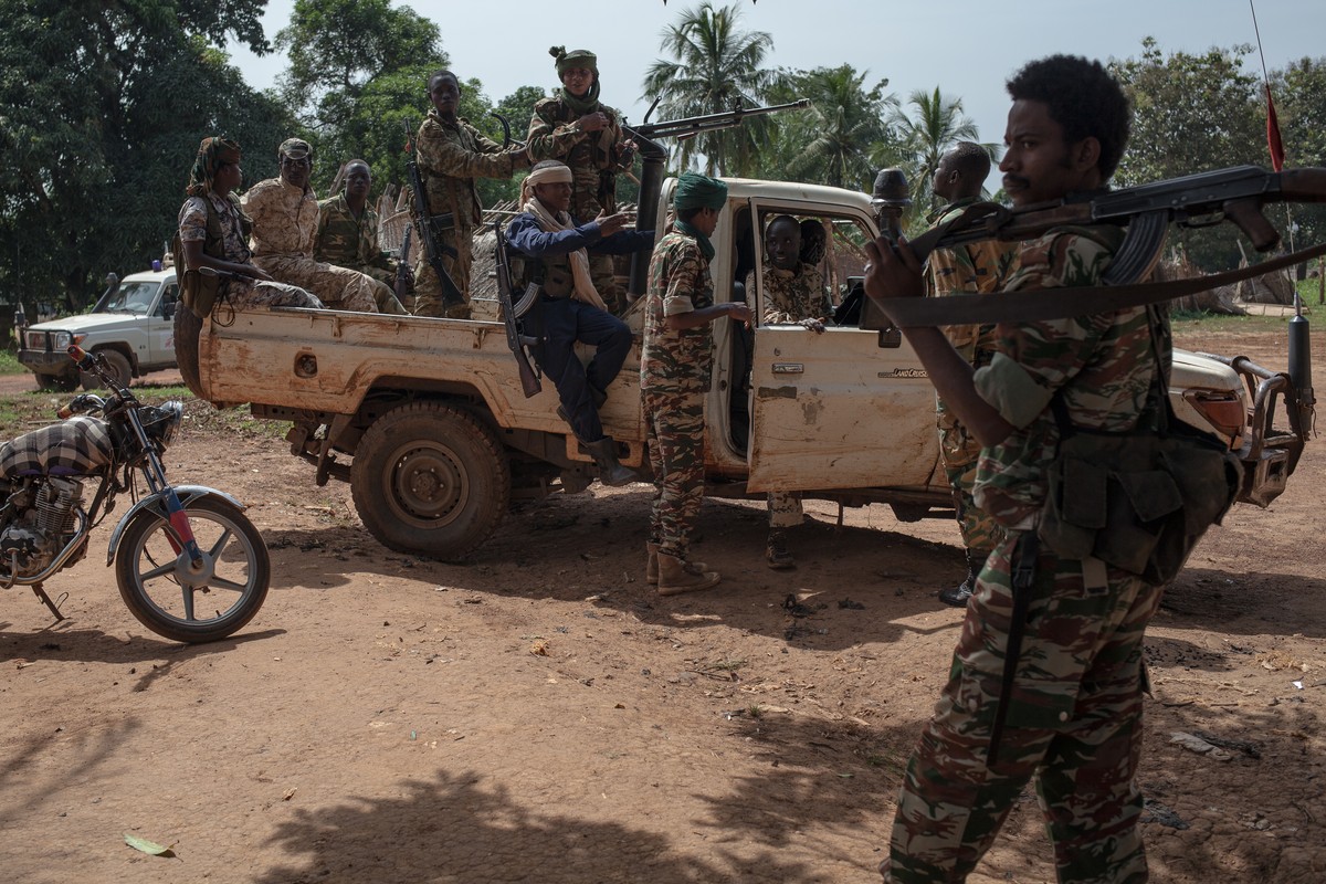 Inside The Brutal War That S Ripping Apart The Central African Republic Vice