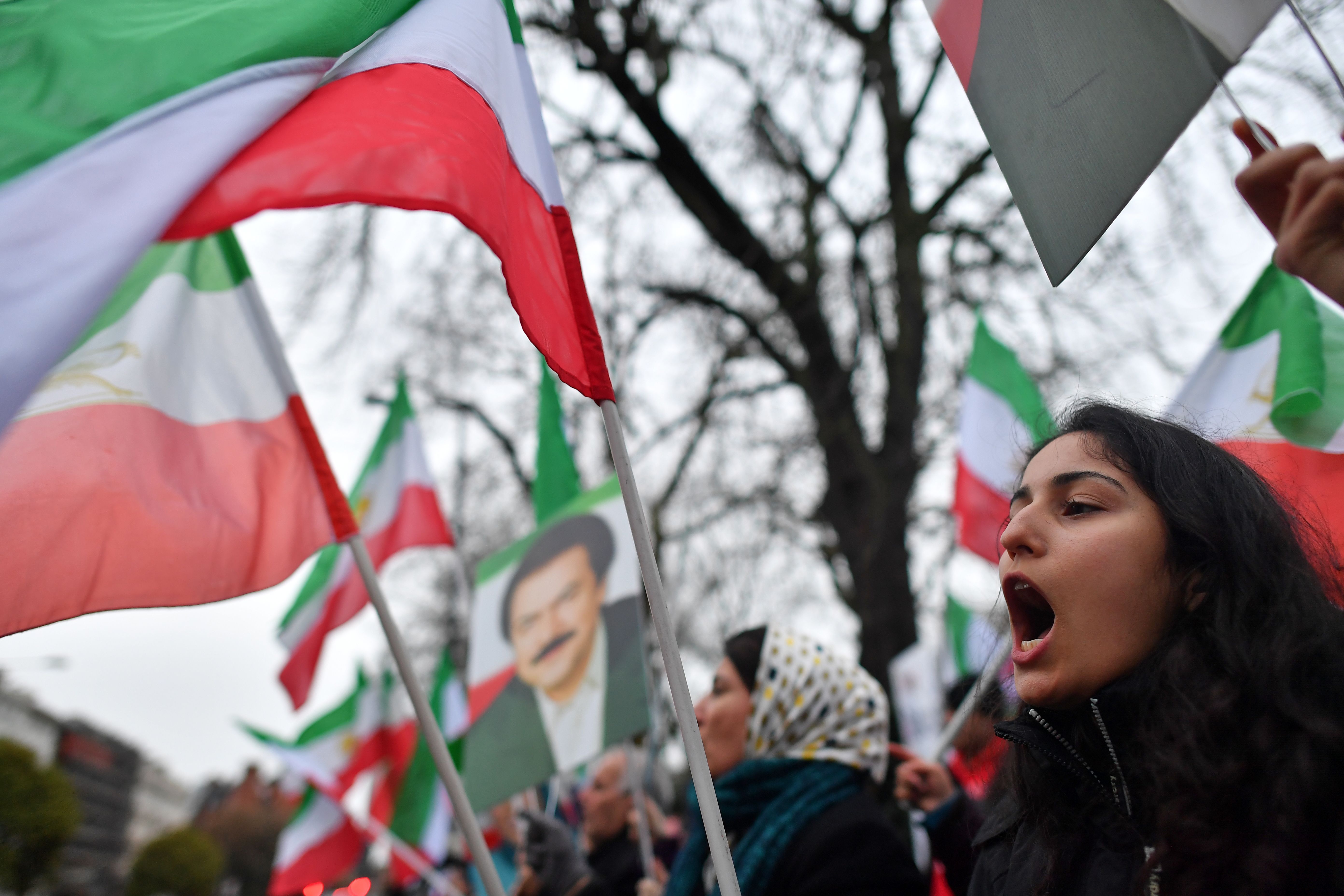 Microsoft and Amazon Enable Censorship Circumvention Tools in Iran. Why Doesn’t Google?