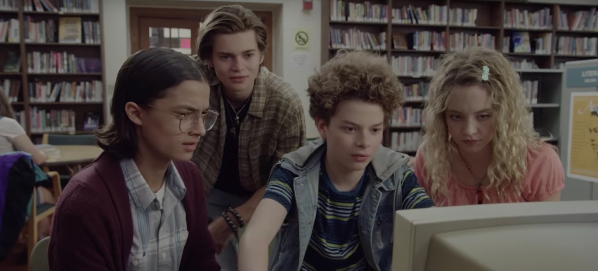 this new netflix show will remind you of 'freaks and geeks' iD