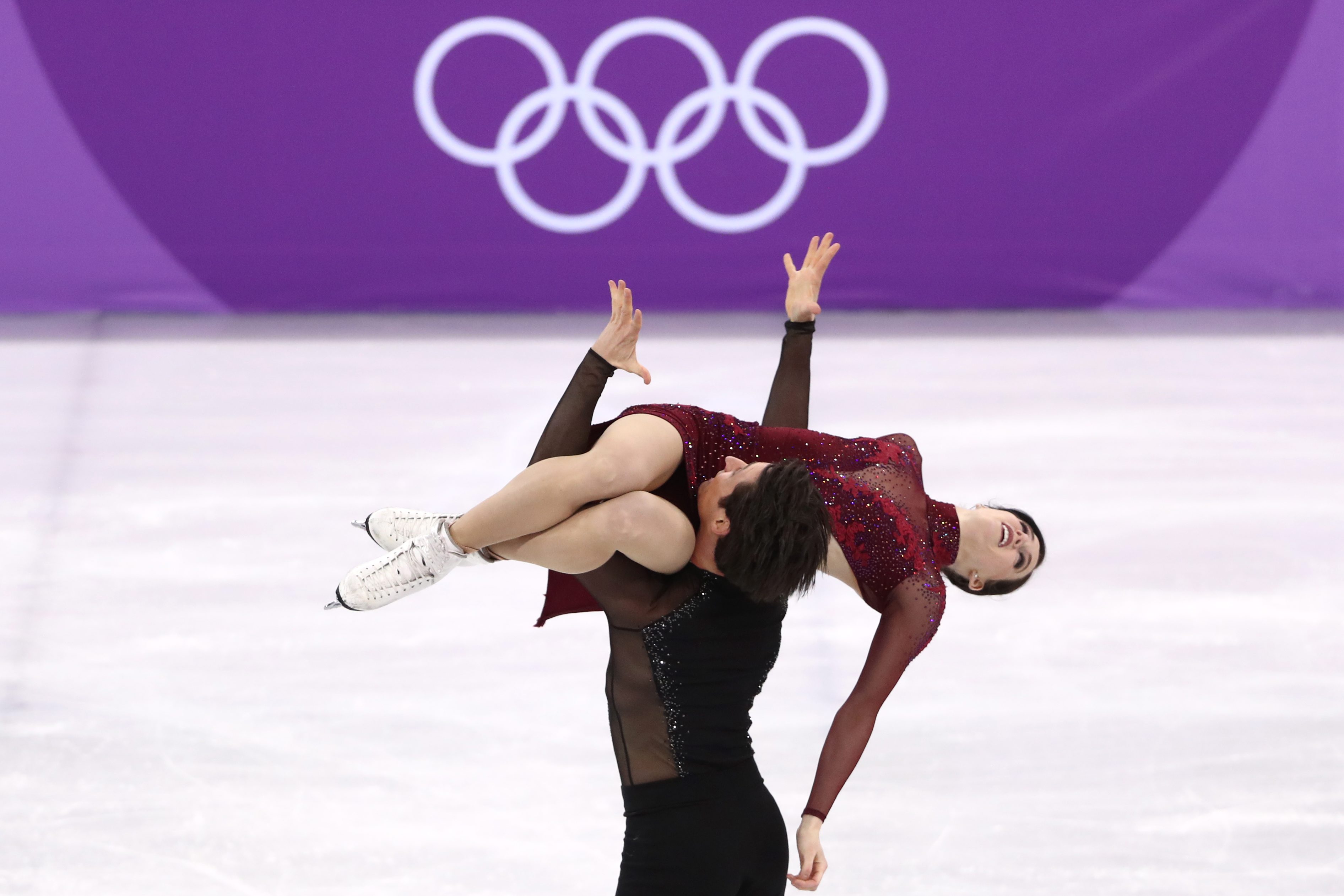 Scott Moir And Tessa Virtue Are Just Too Hot For Each Other to Be a Real  Long-Term Couple