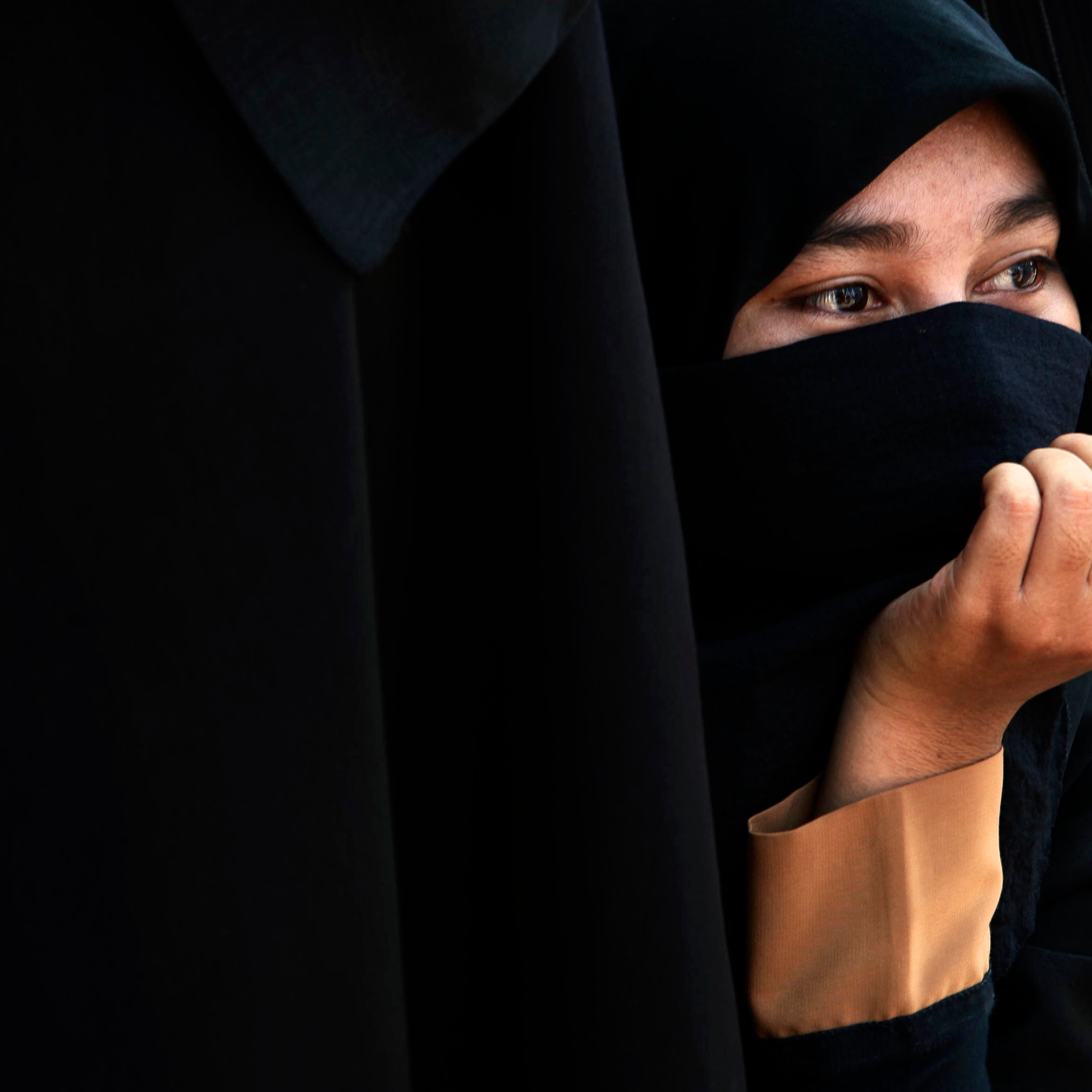 Perempuan Bercadar Justru Menghadapi Diskriminasi Di Provinsi Paling Islami