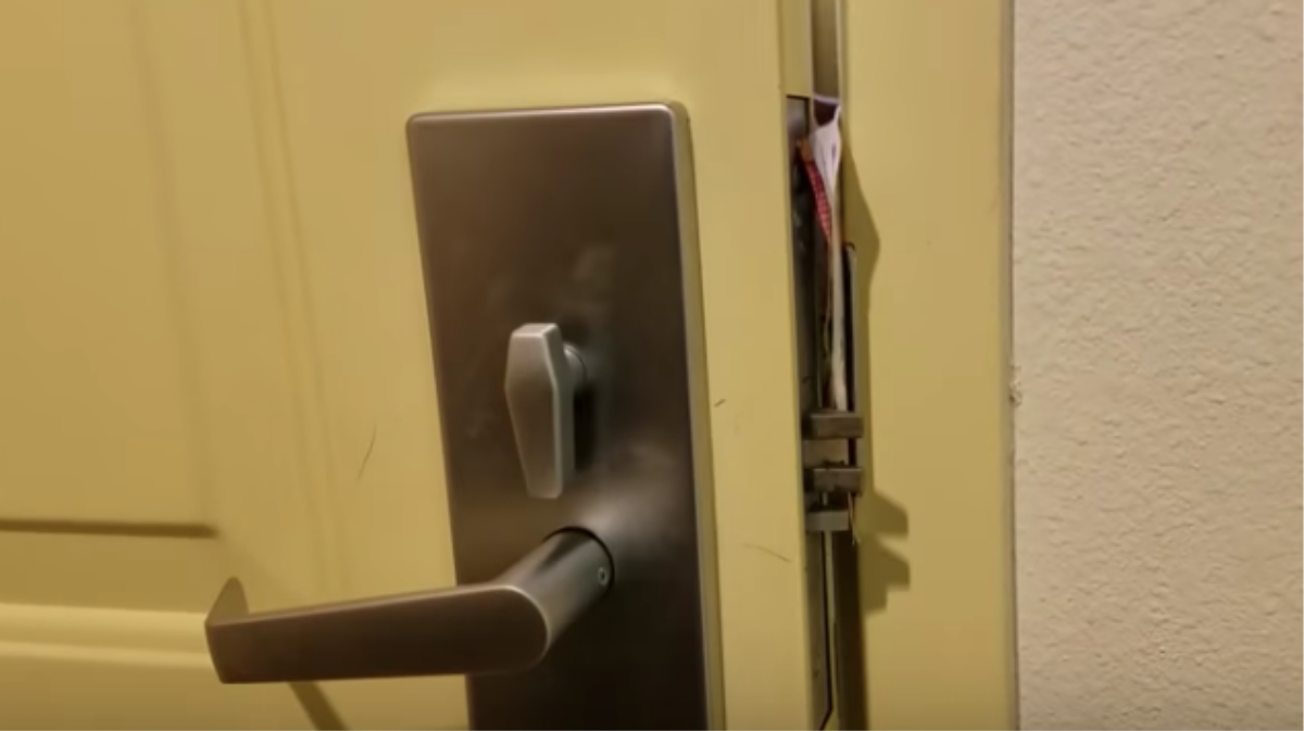 Watch Someone Break Into a Hotel Room Using Just a Paper Menu