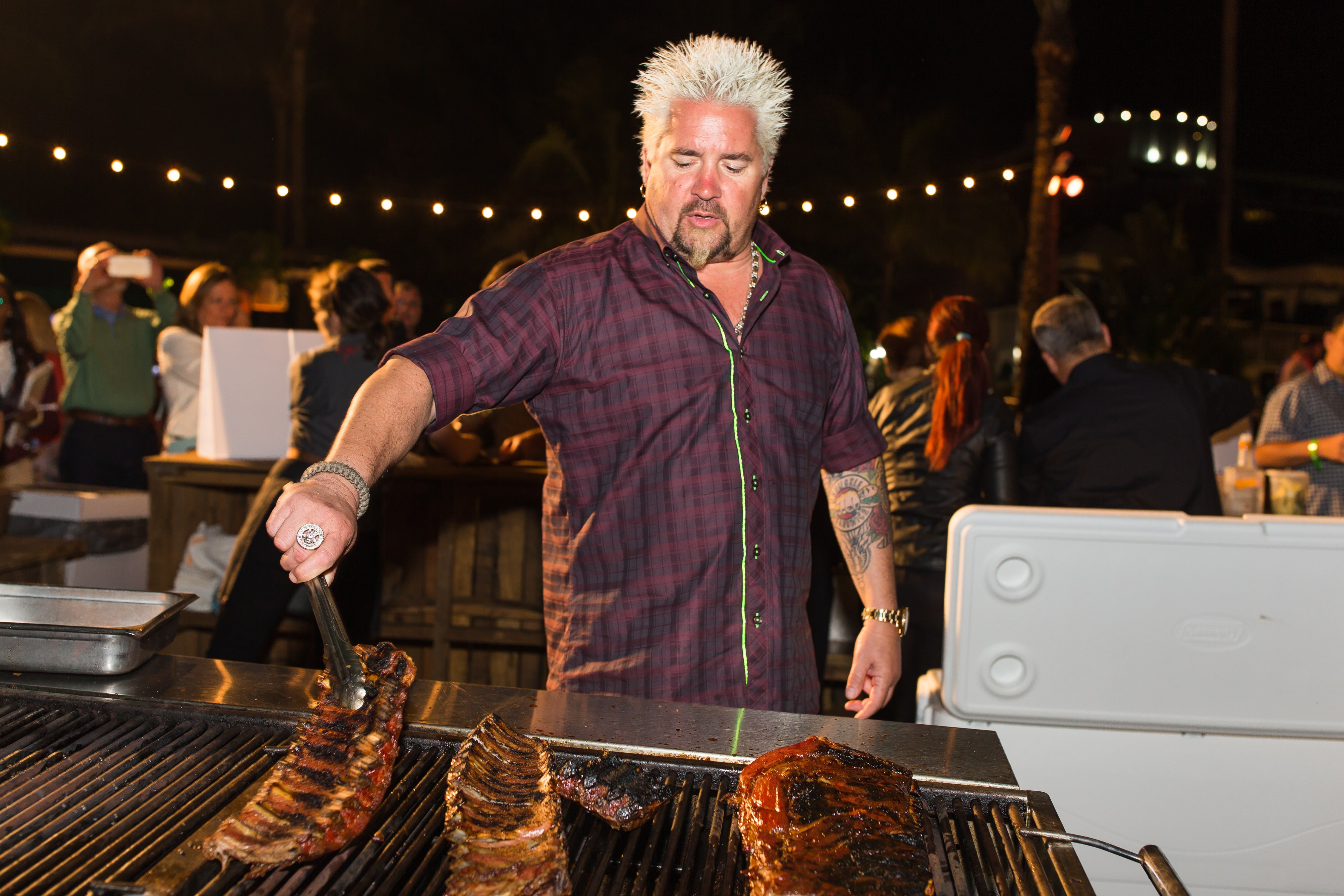 Guy shop fieri grilling