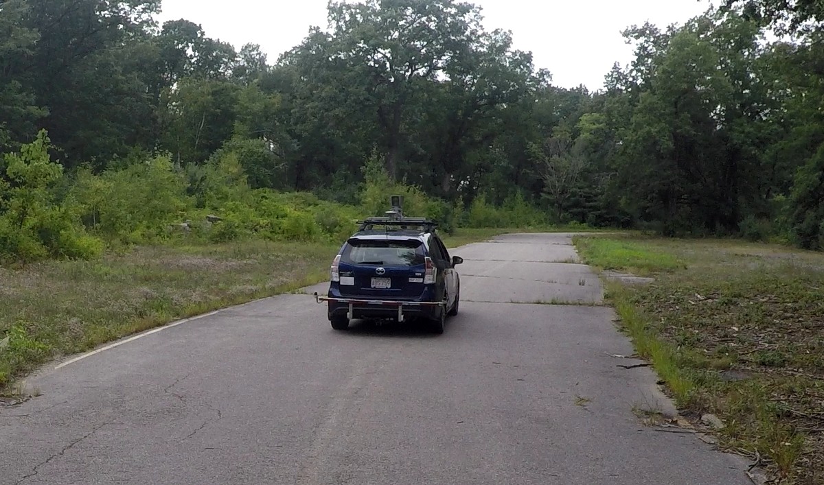 MIT Invented a Tool That Allows Driverless Cars to Navigate Rural Roads Without a Map