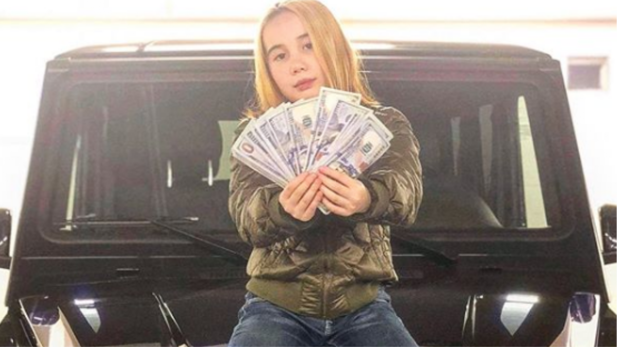 Lil Tay’s Videos Got Her Mom Fired from Her Real Estate Job - VICE