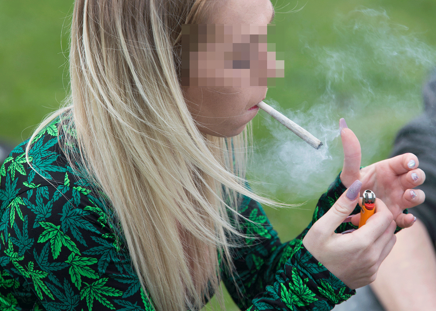 Four People Tell Us How Quitting Weed Changed Their Lives - VICE.