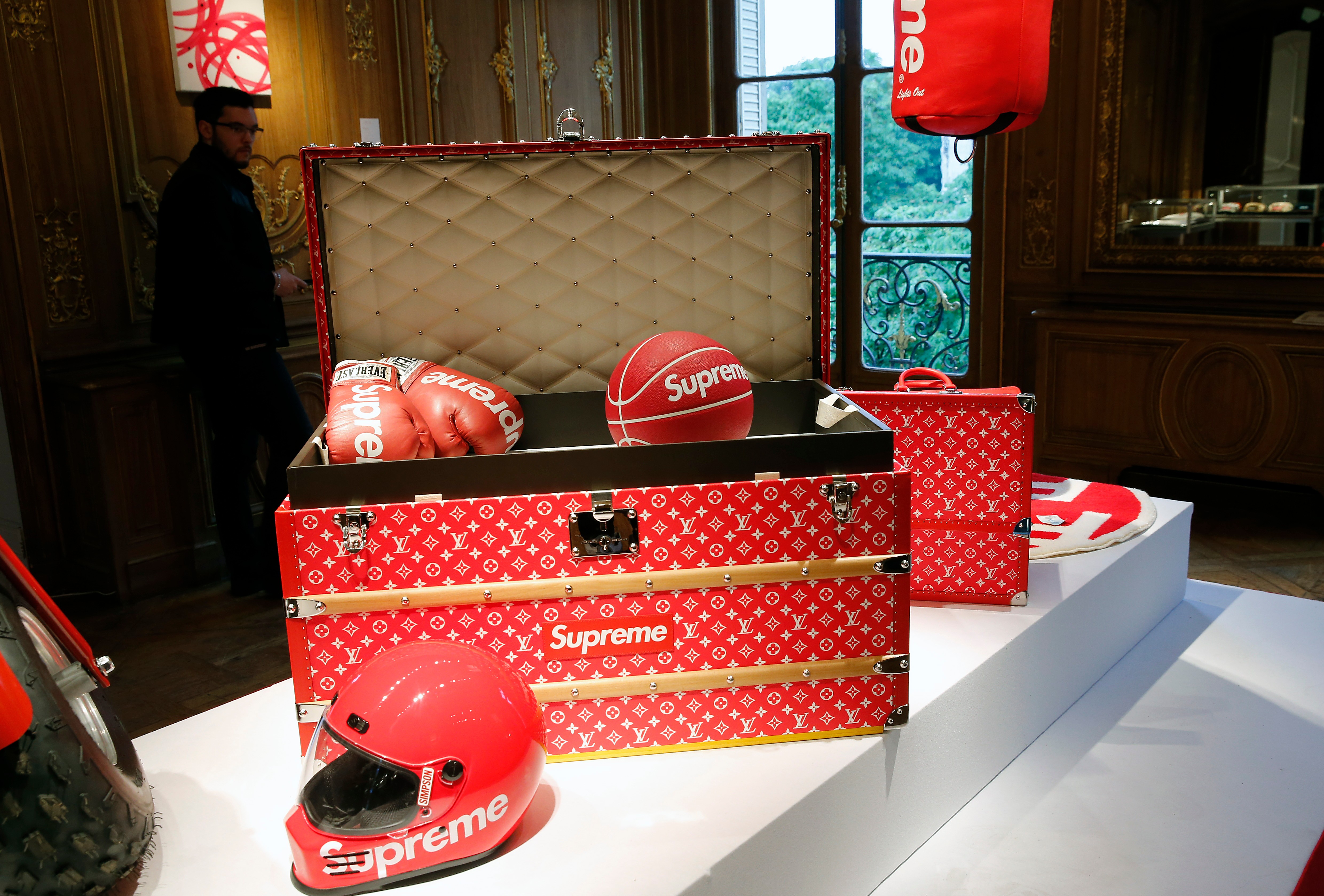 Collaborative Luxury Trunks : Malle Courrier 90
