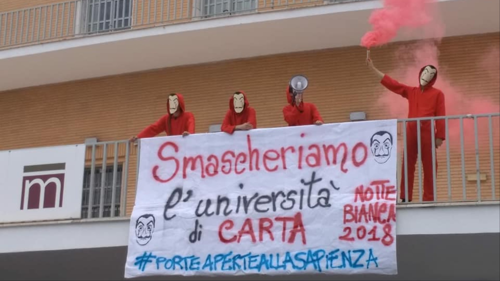 La Casa Di Carta Sta Diventando Il Nuovo V Per Vendetta