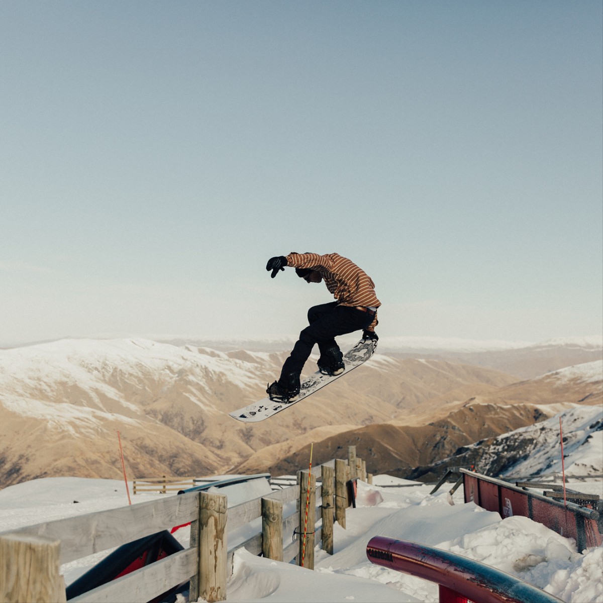 Pro Snowboarders on Chasing an Endless Winter VICE