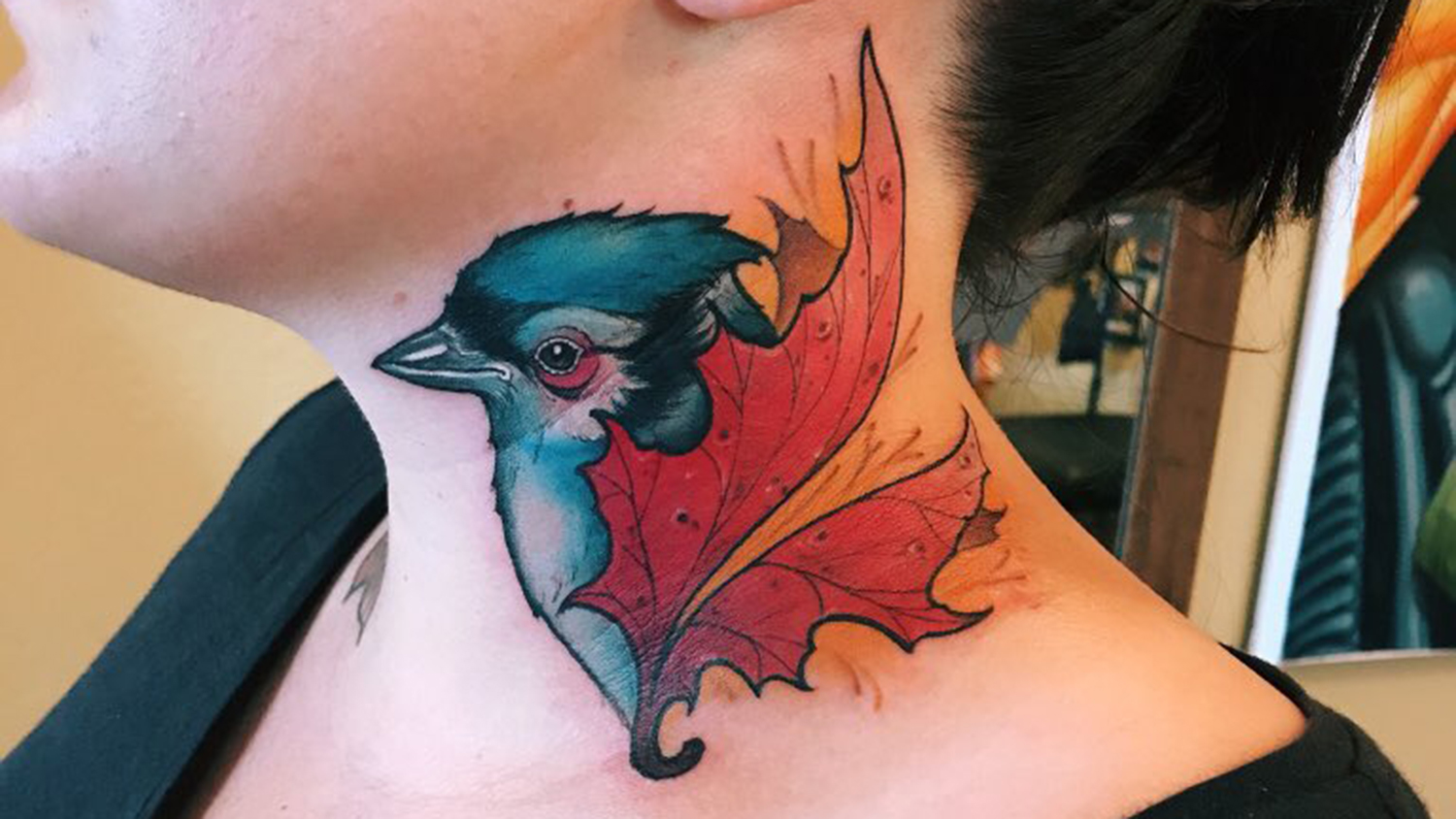 X 上的 prince tattooss：「#Girls neck tattoo Bird 🐦 #tattoo designs #Flying birds  tattoo #princetattoostudioinraipur #raipurtattooartist  https://t.co/QaFKAYQedu」 / X