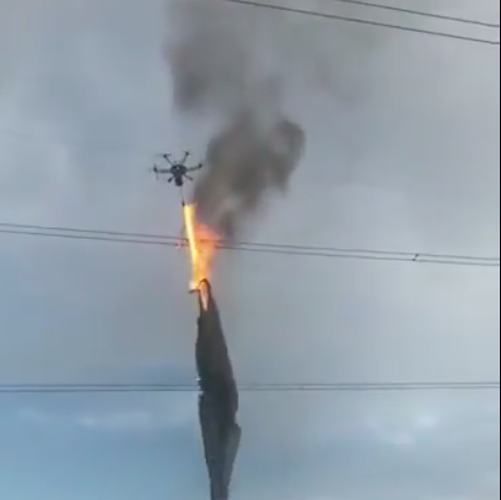 Oh Good Drones Have Flamethrowers Now VICE   1529522481064 Scaru 