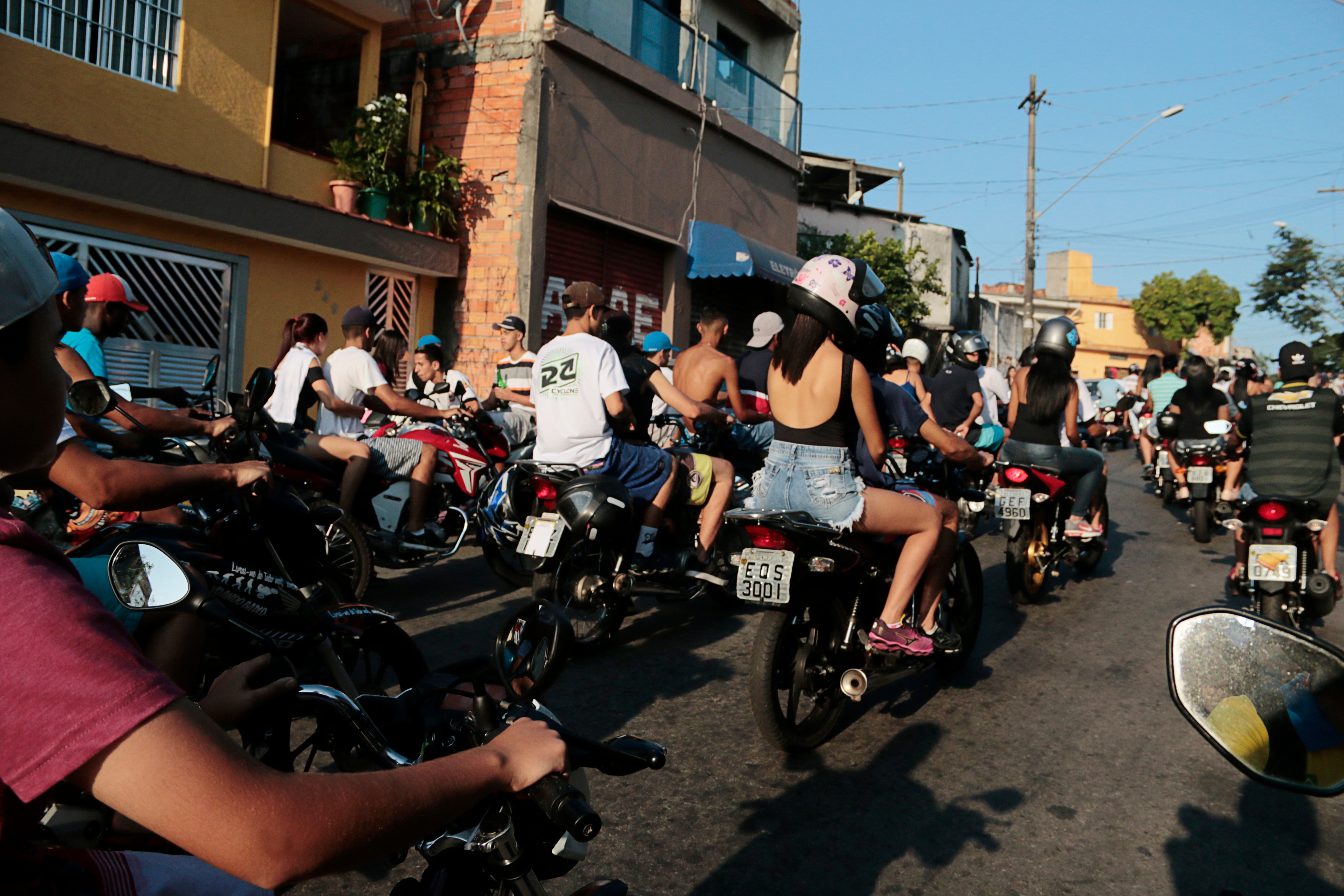 motos de alta cilindrada chamado no grau