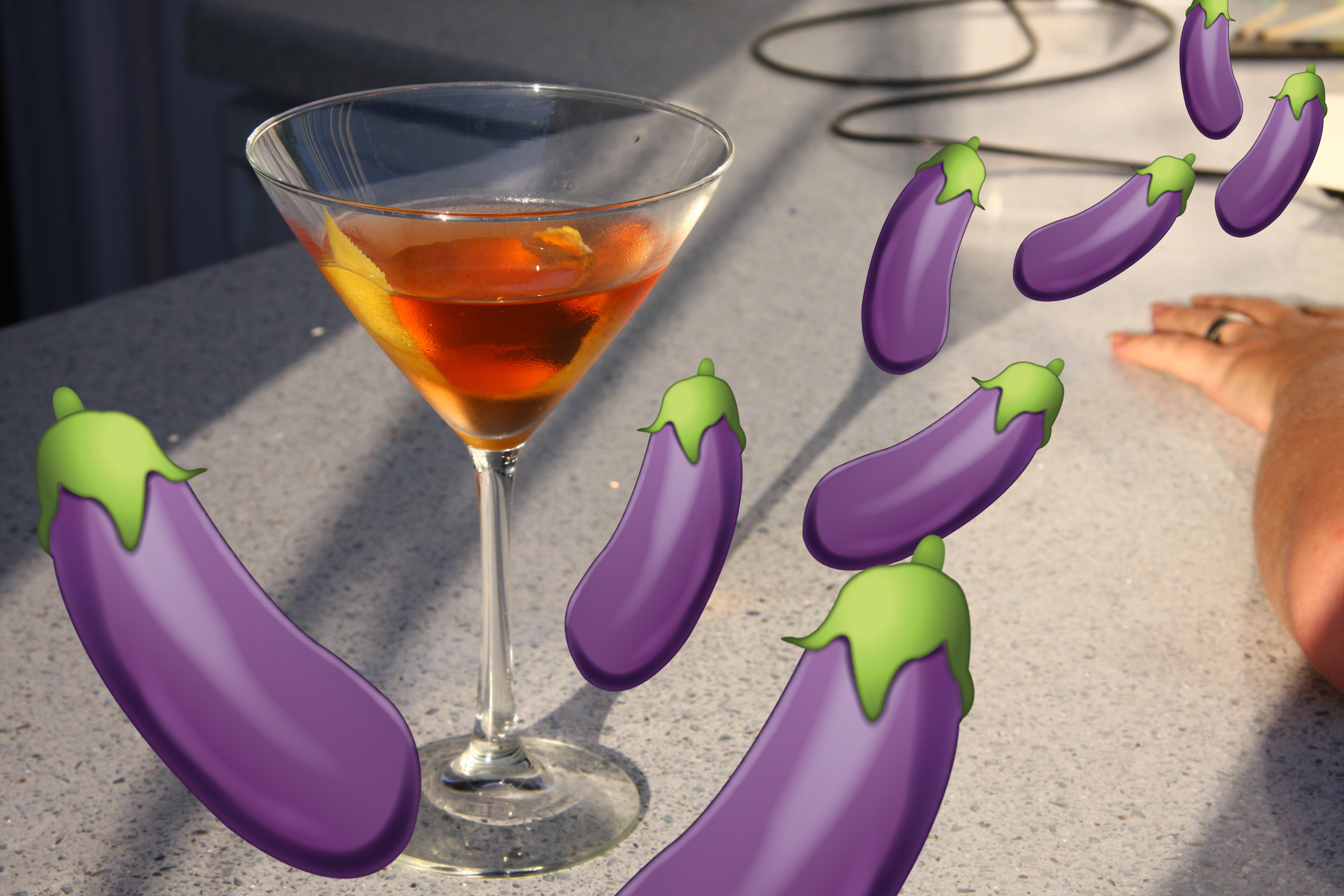 Can i drink while taking valtrex glass of wine