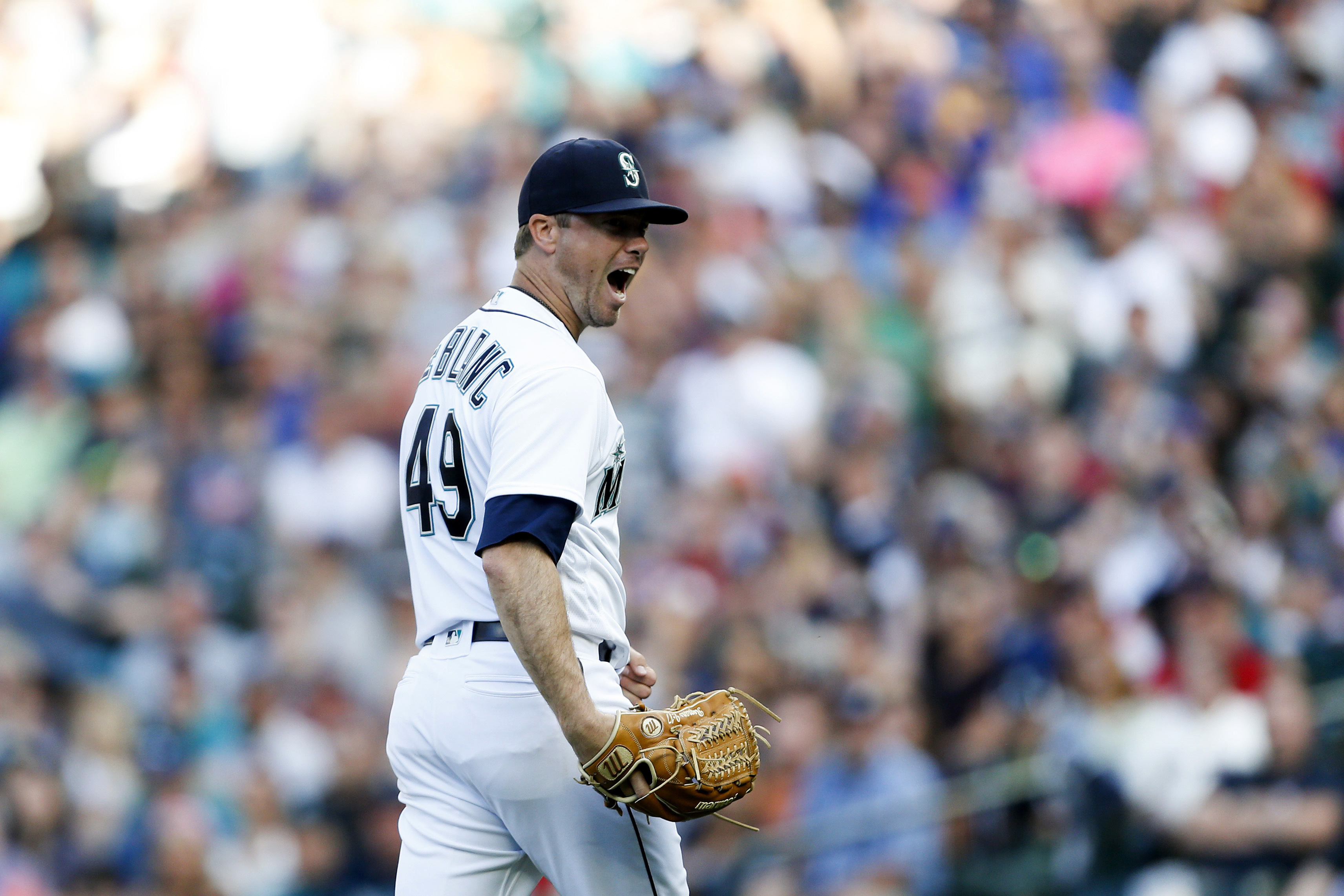 Padres option pitcher Wade LeBlanc