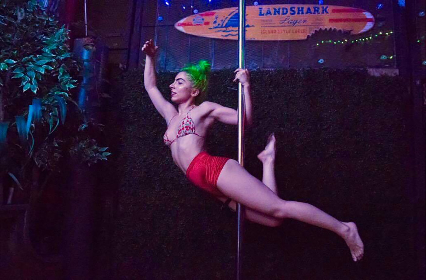 Why Being a Lesbian Stripper Is Harder Than You Might Think photo