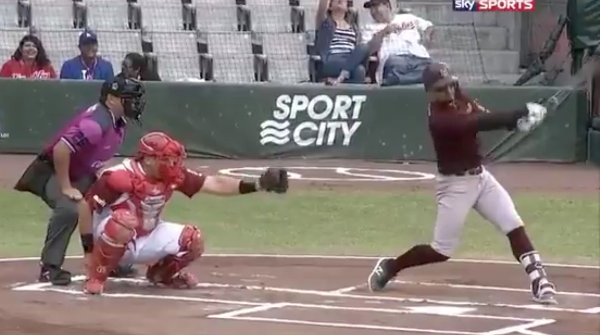 Watch These Umpires Make the Worst Call in Baseball History VICE Sports