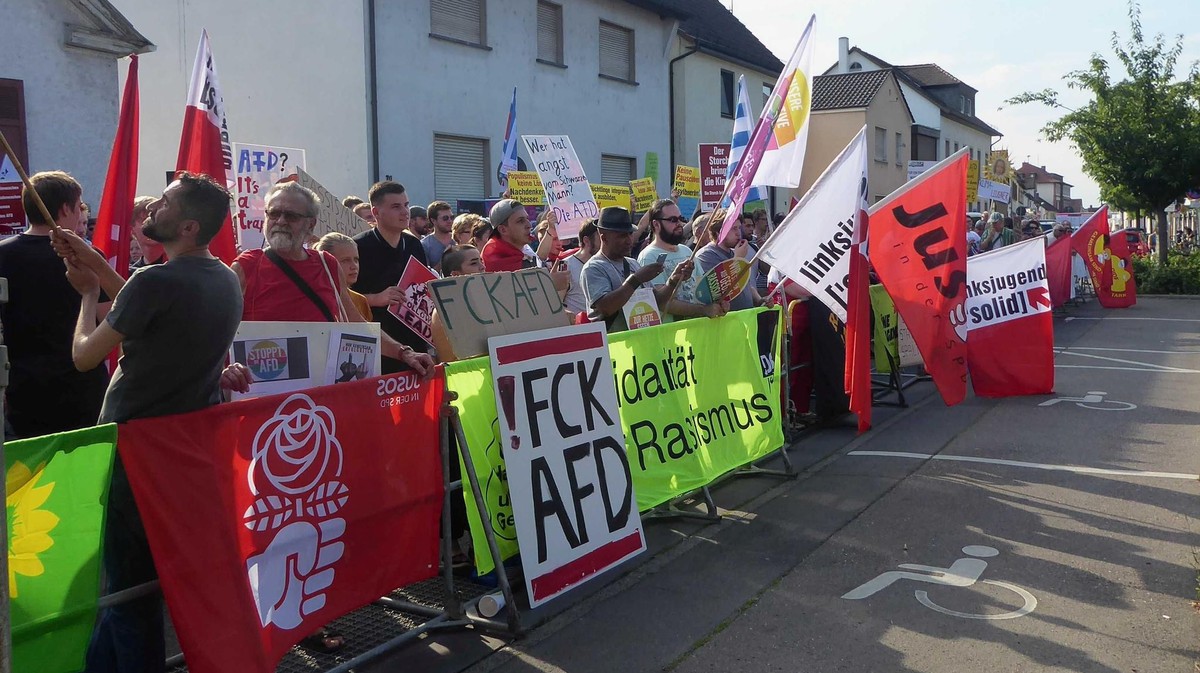 Bei AntiAfDDemo in Hessen Gewerkschafter wird gewürgt