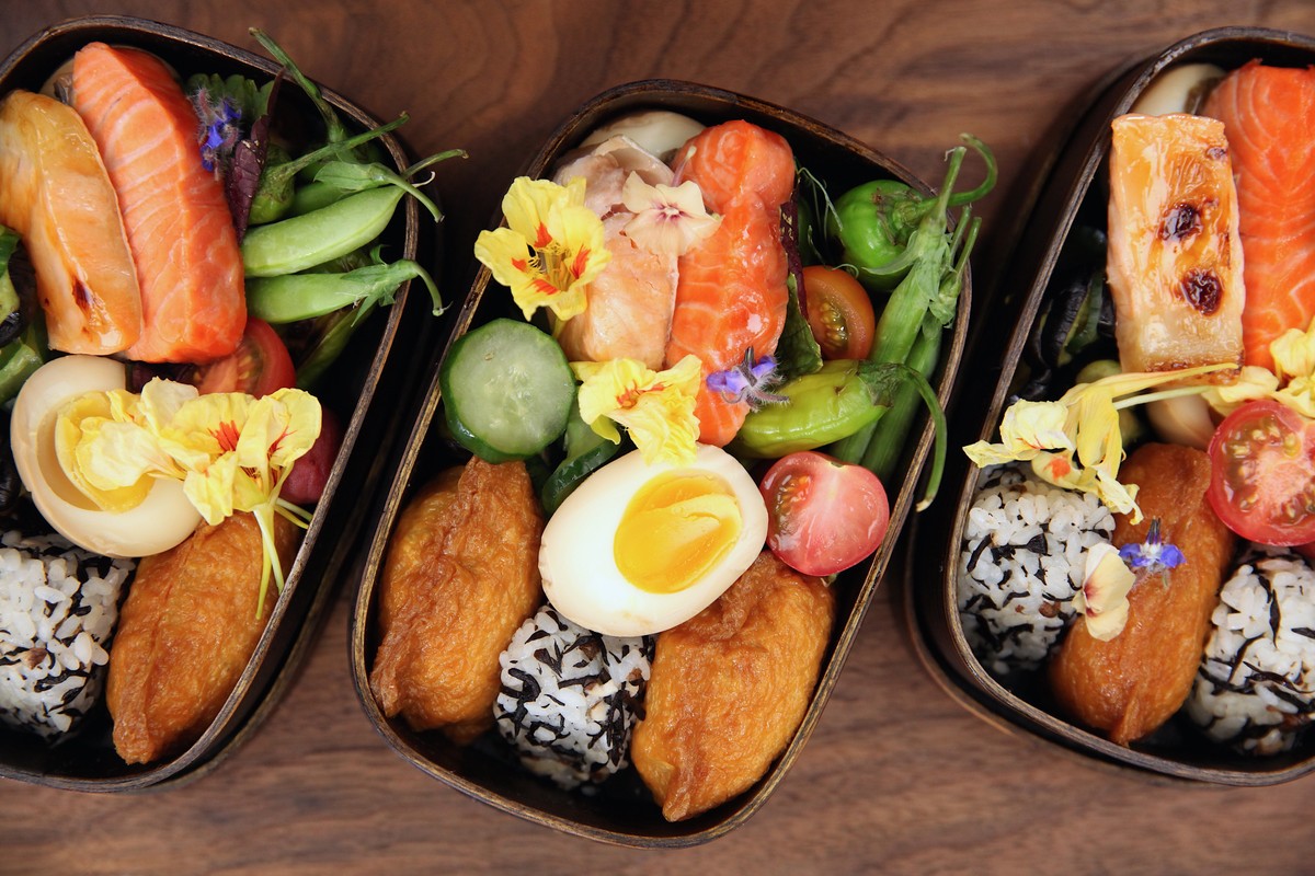 Easy Salmon Bento Box Recipe - MUNCHIES