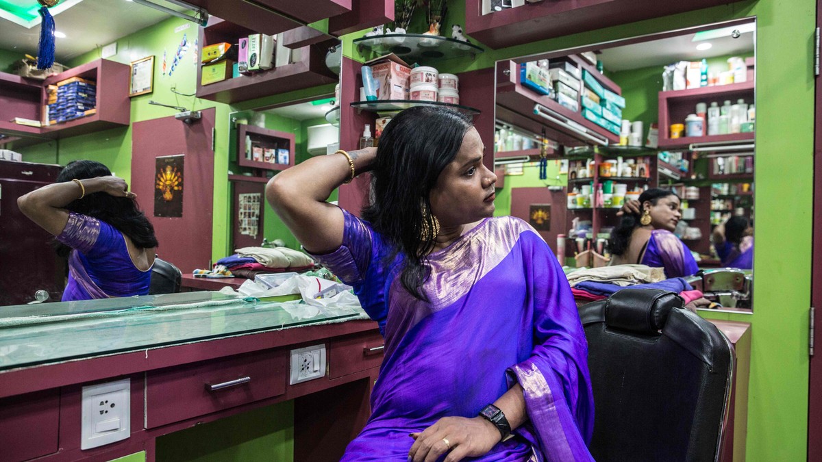 Transgender Makeover The Joys Of A Small Town Beauty Salon 