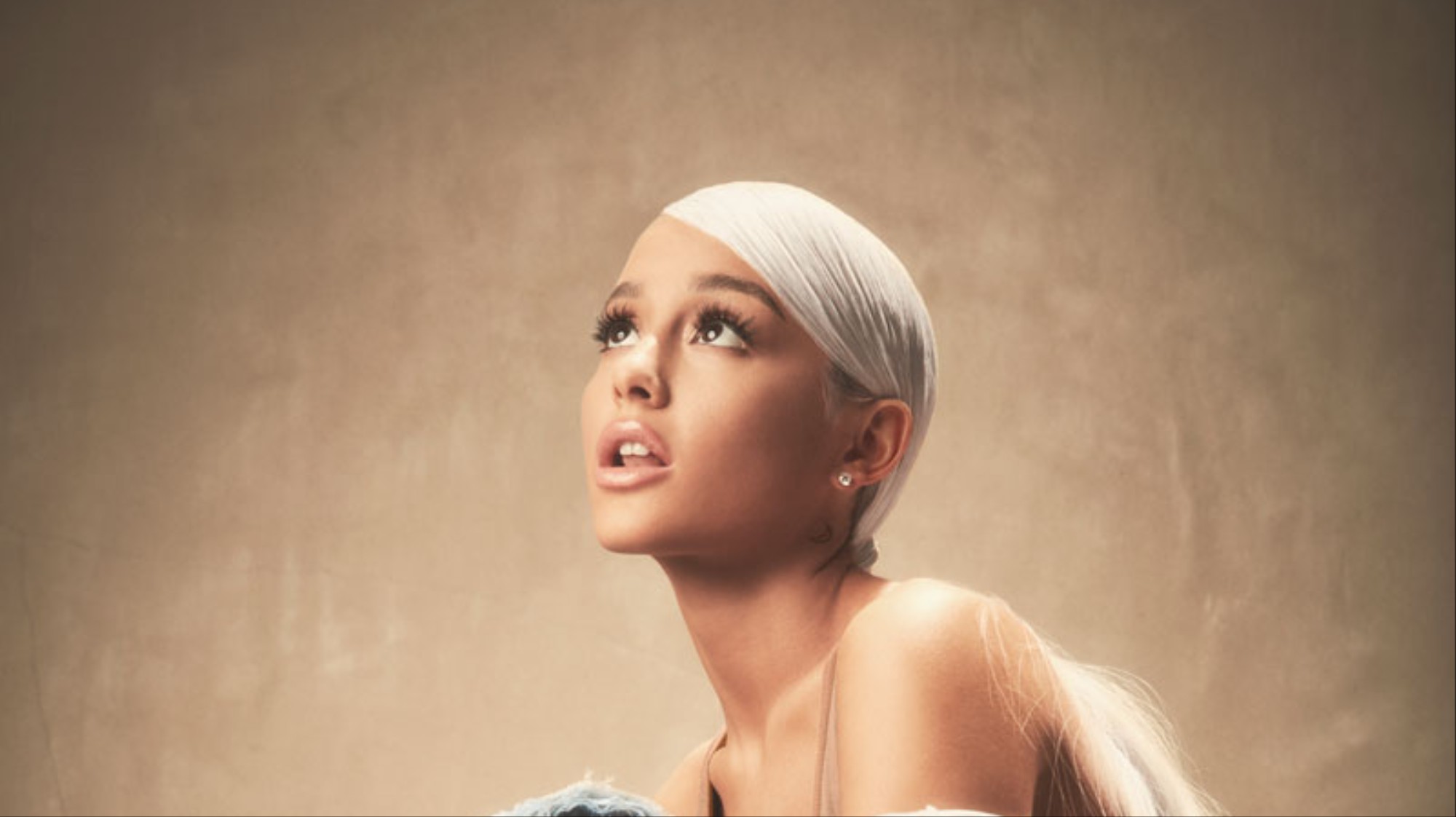 Ariana Grande S Sweetener And Everything Else You Need To Listen To Today I D - ariana grande roblox id sweetener