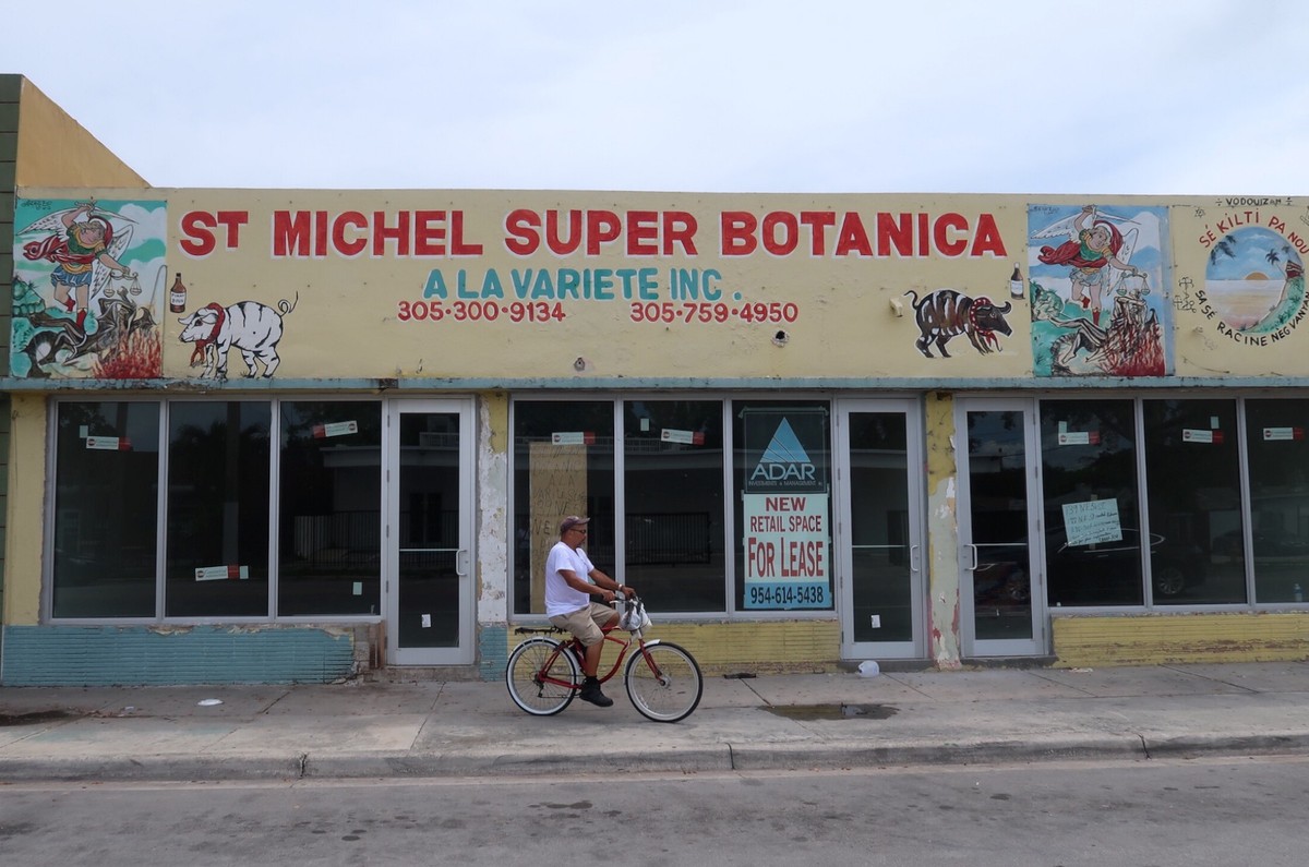 Gentrification Is Pushing Haitians Out of Miami's Little Haiti - VICE