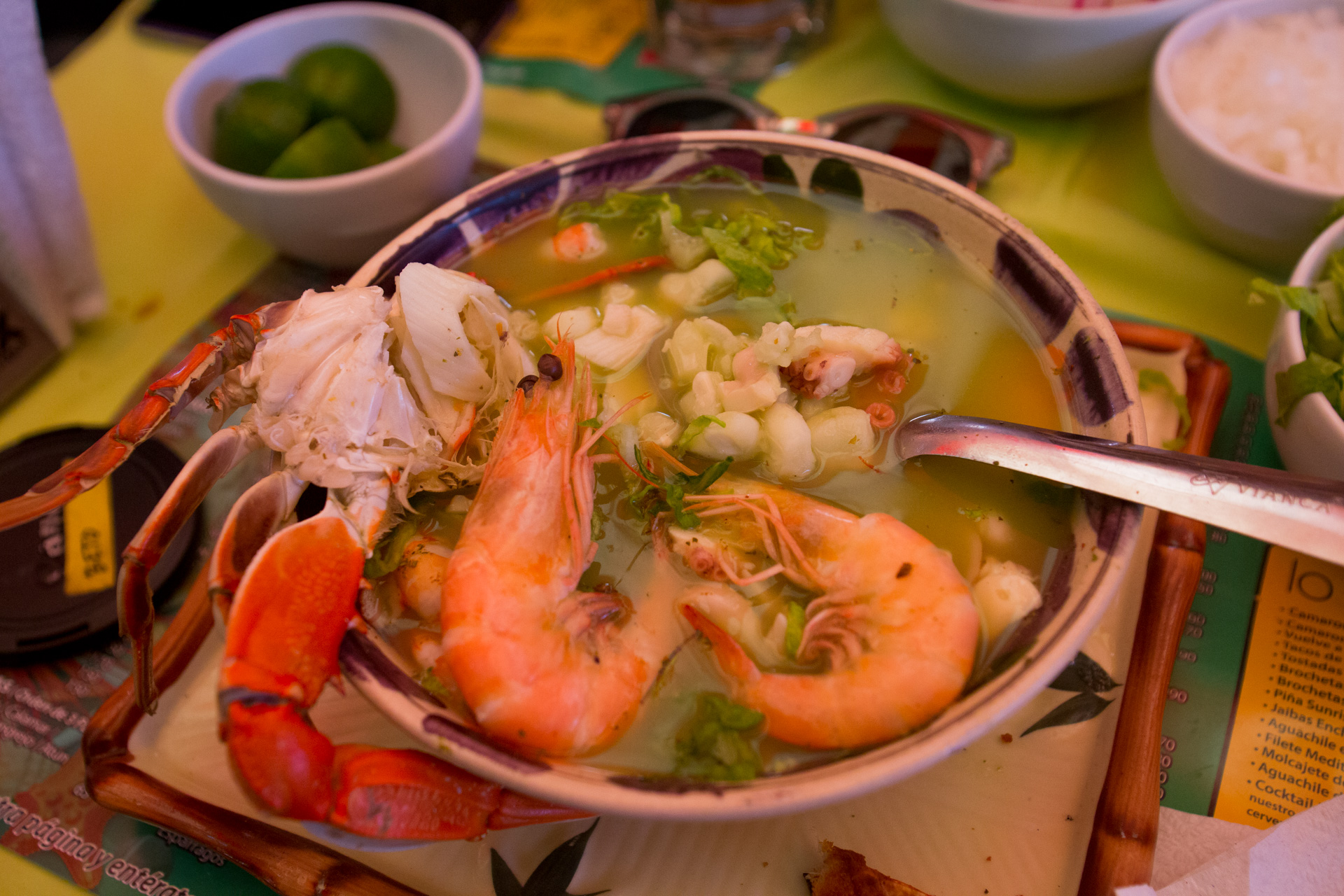 El pozole verde de mariscos de Tío Froy