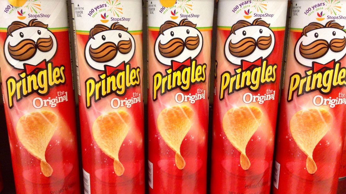 Irish Woman Ends Up in Court for Opening a $1.95 Can of Pringles