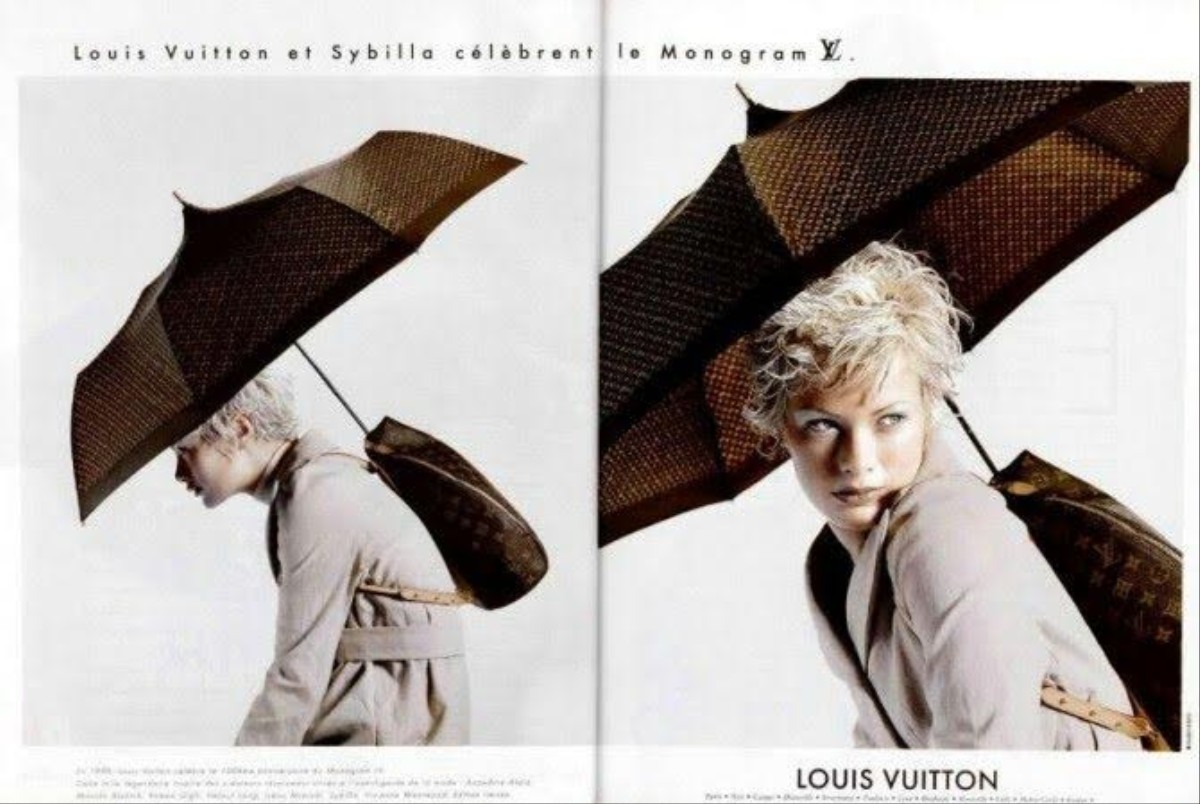 A 1996 Louis Vuitton Backpack with an attached umbrella is up for sale -  Luxurylaunches