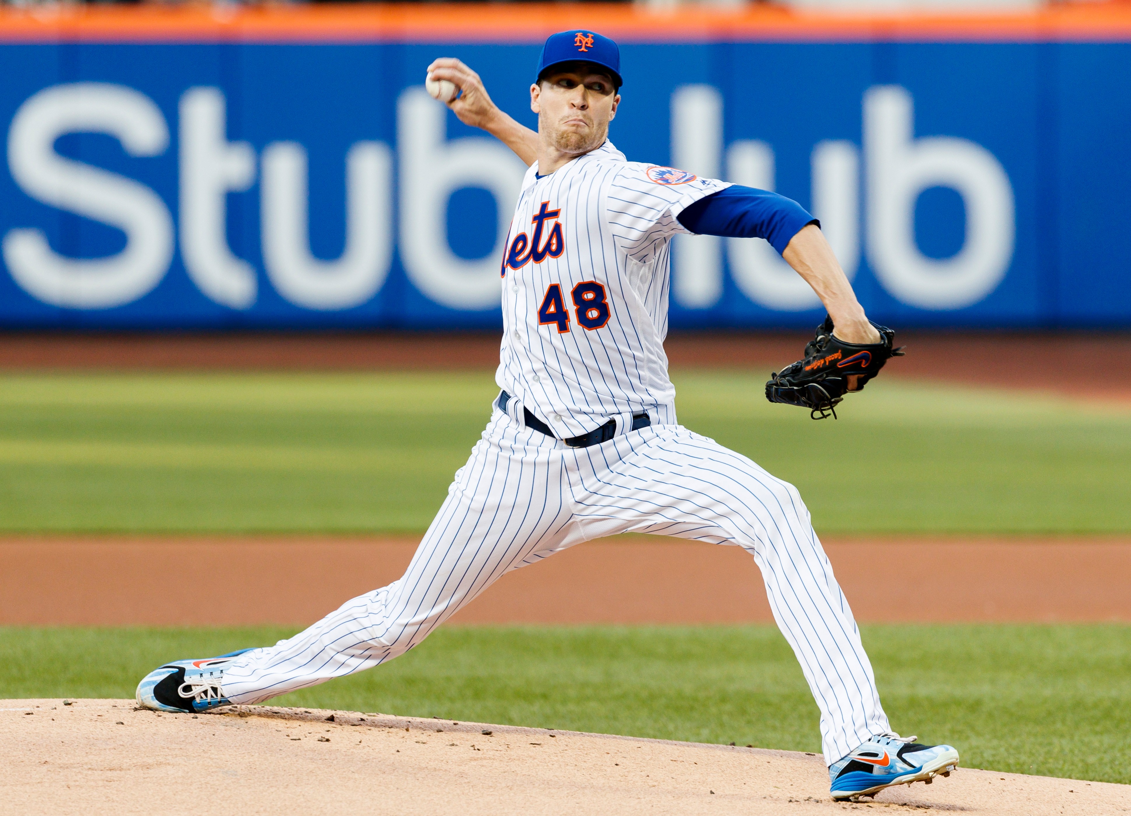 Jacob deGrom is UNREAL as he lowers his ERA to 0.54! (Records 10 Ks and  drives in 2!) 