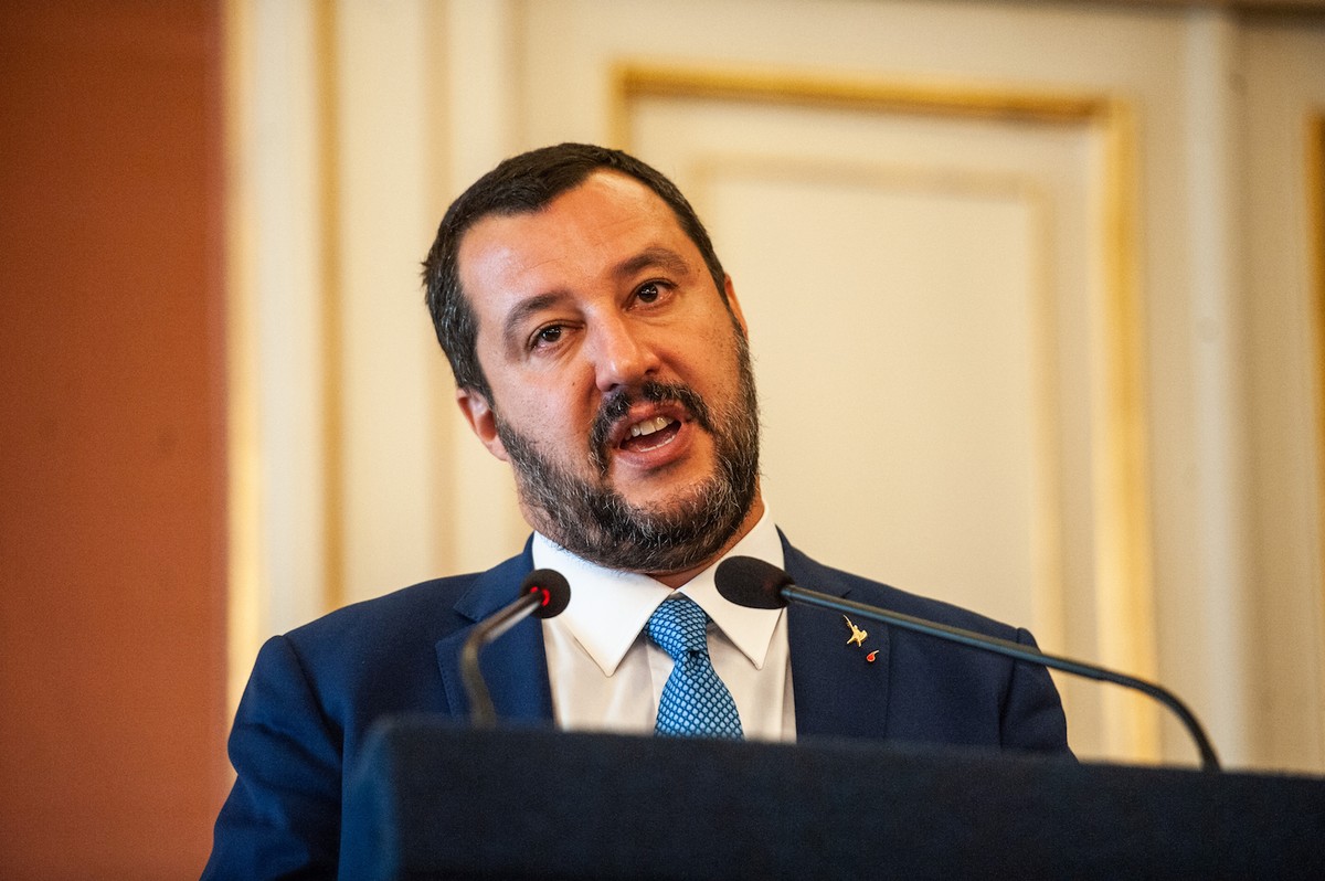 Matteo Salvini wants to sue EU chief Juncker for being mean about Italy ...