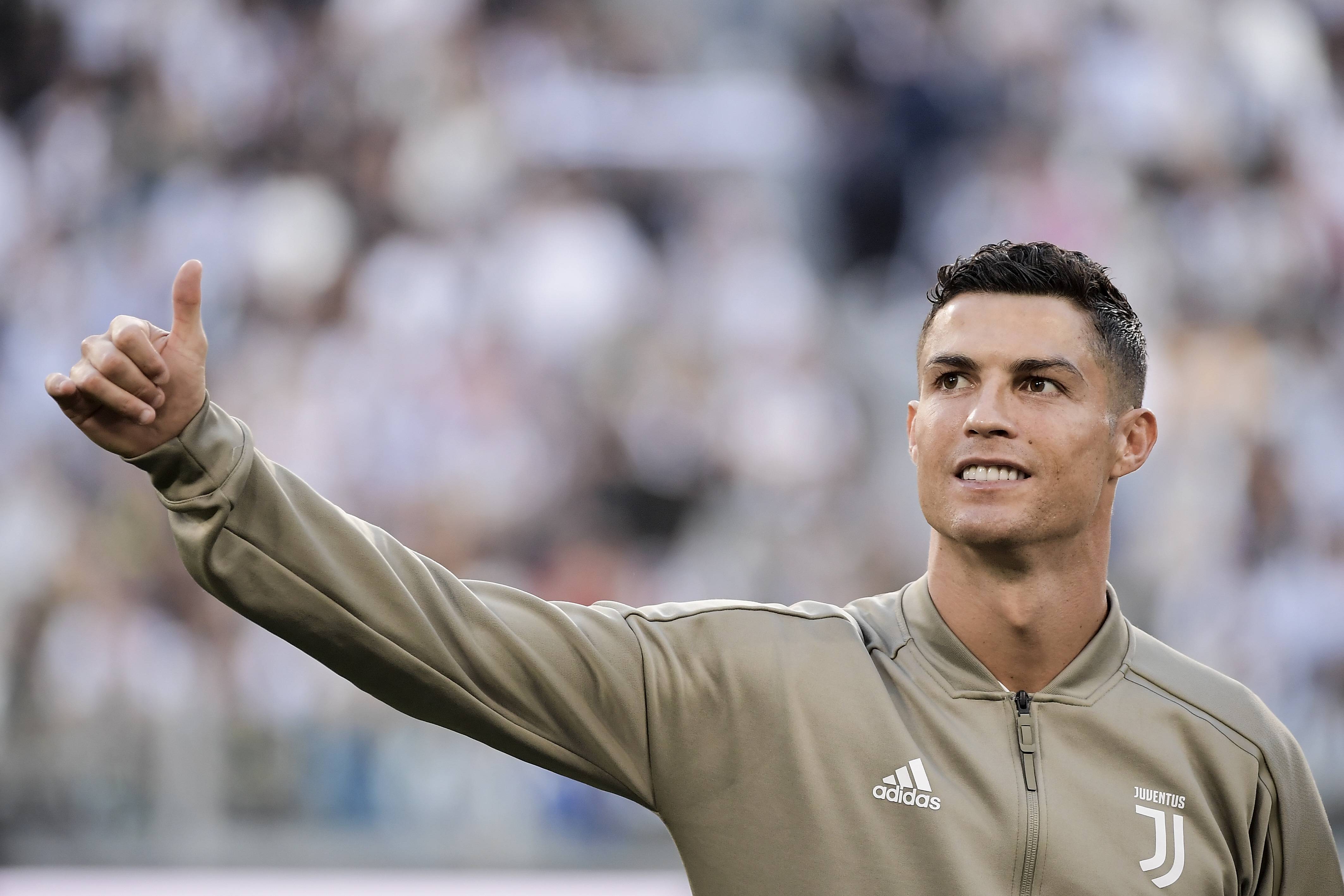 Ronaldo Vergewaltigt Ronaldo Vergewaltigt