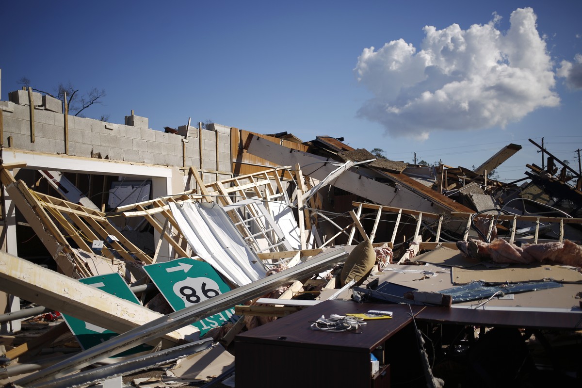 Hurricane Michael killed nearly a dozen people in less than 48 hours - VICE