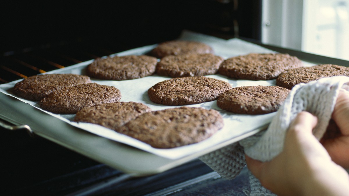 Bake cookies