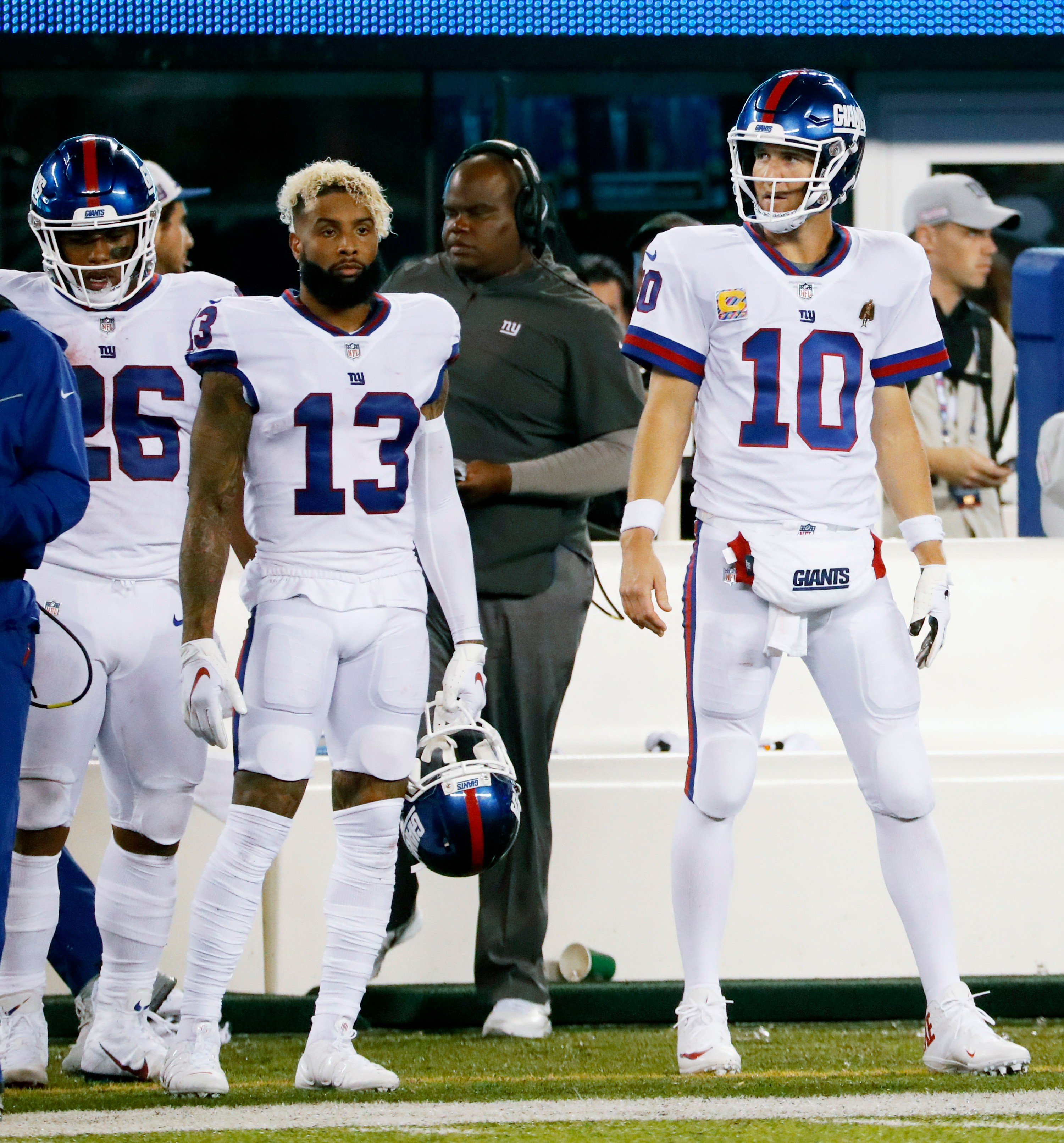 I really don't like water': Giants' Beckham struggles to stay