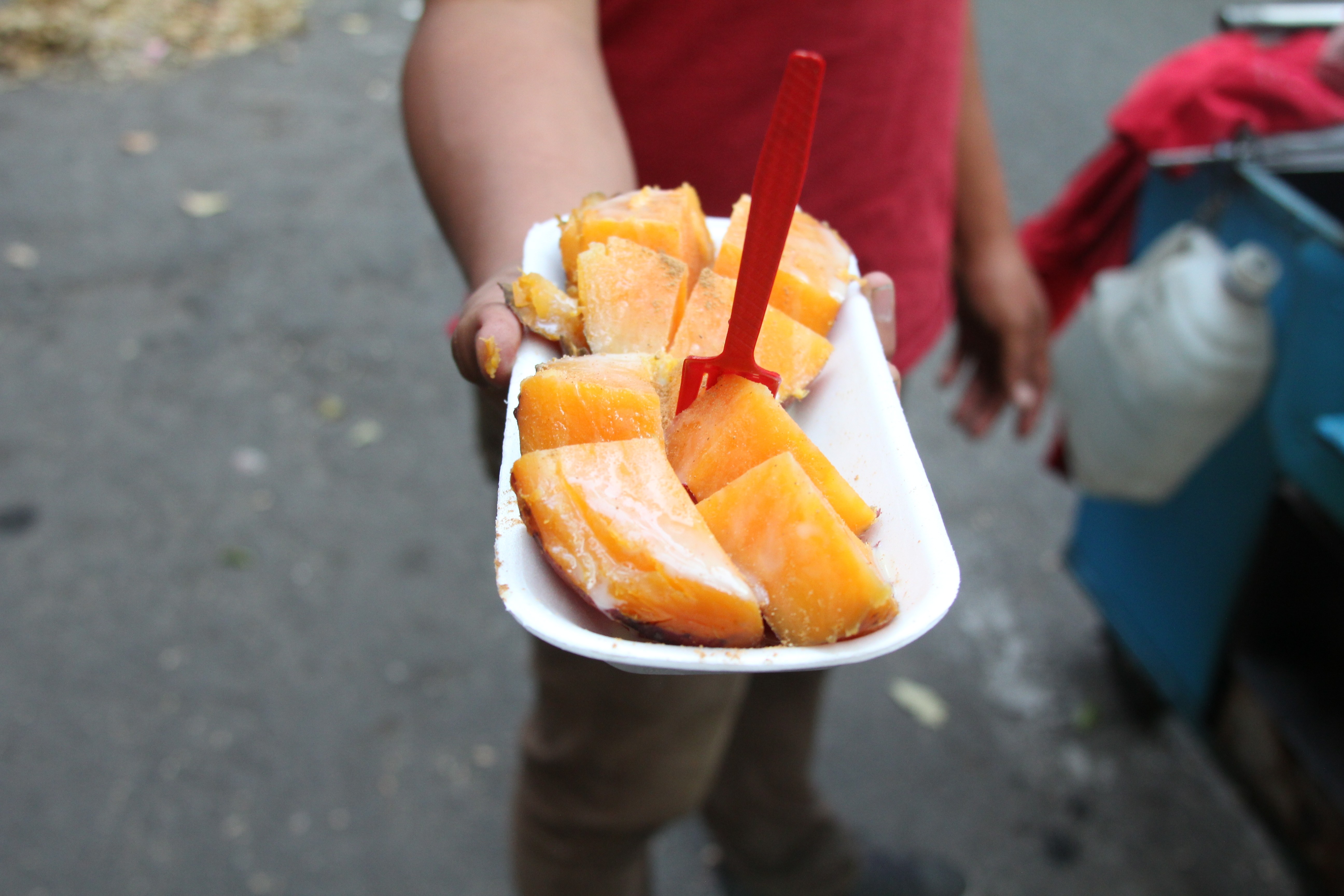 La fruta mejor de mi vida: vendedores ambulantes en Santa Monica y LA –  Hispanic Food & Culture in L.A.