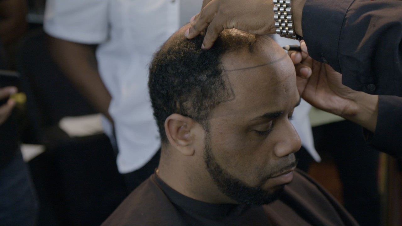 This Barber S Magic Man Weaves Are Curing Baldness For Black Men