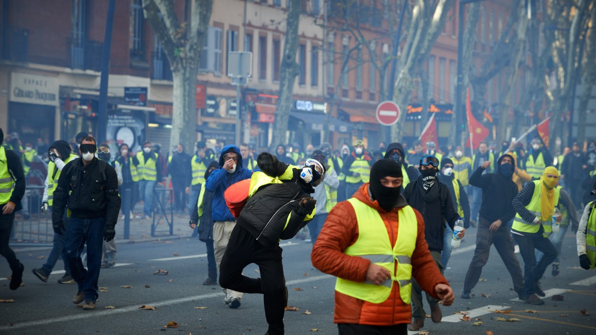 Macron just backed down to the yellow vest protesters
