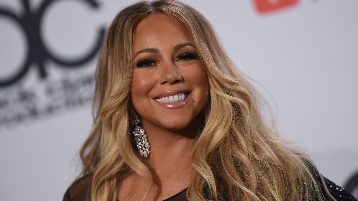 New Lawsuit Claims Mariah Careys Former Assistant Was Urinated On At Work 