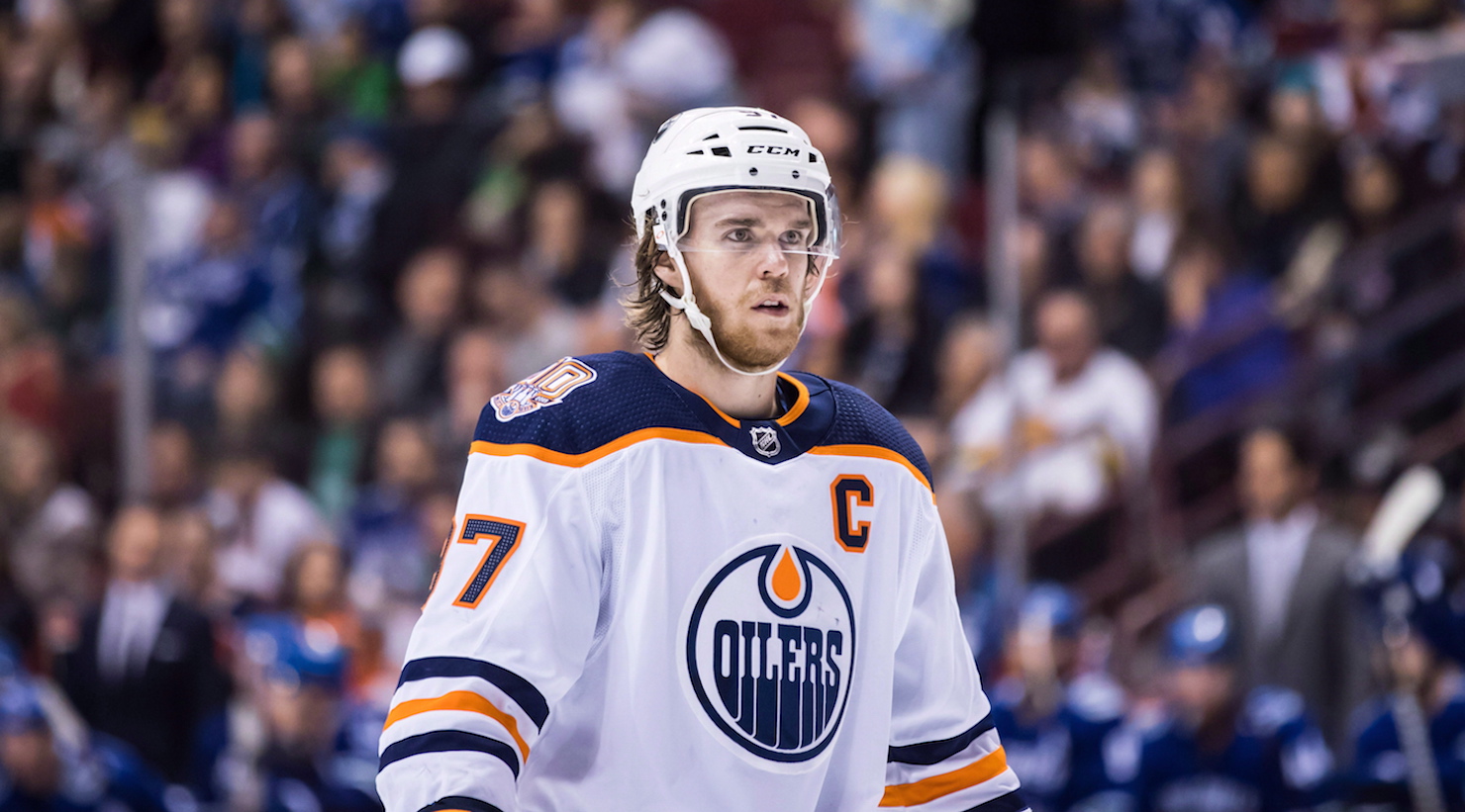 Junior phenom Connor McDavid injured in a fight that's indefensible - The  Hockey News