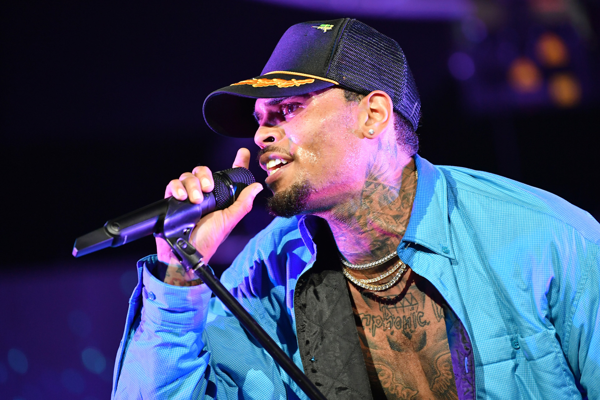 Rapper Chris Brown Arrested In Paris After Rape Allegation, Reports Say ...