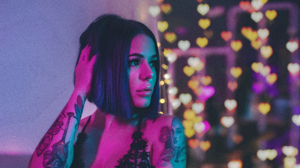 How Sex Work Helped This Cam Girl Launch Her Music Career