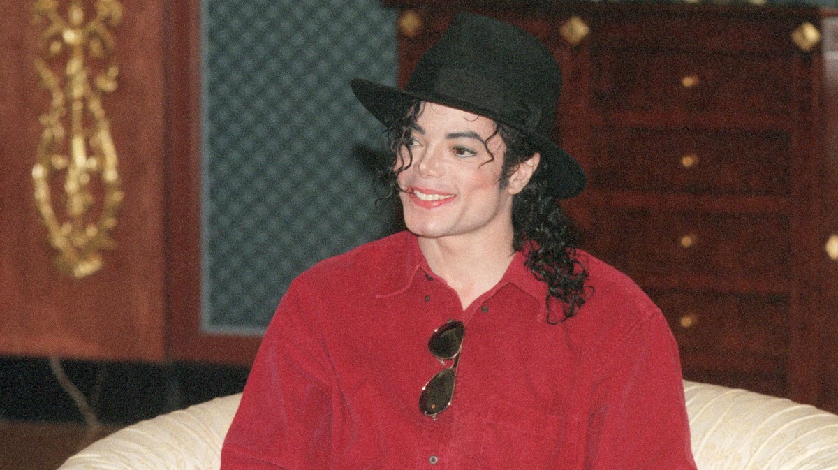 Director Stands By Film Detailing Michael Jackson Sexual Abuse Allegations