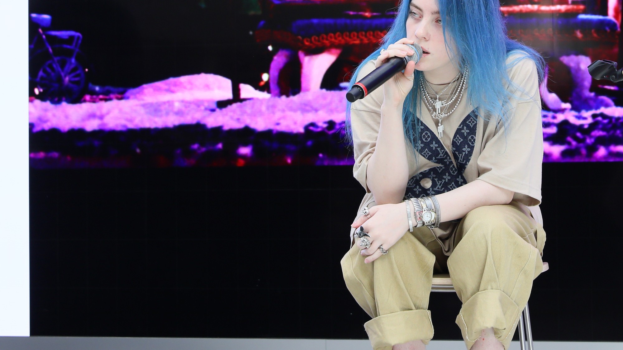 The Official Encyclopedia of Billie Eilish Fashion Moments - GARAGE